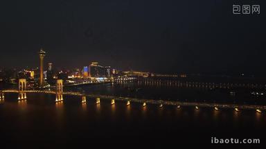 航拍澳门塔西湾大桥夜景